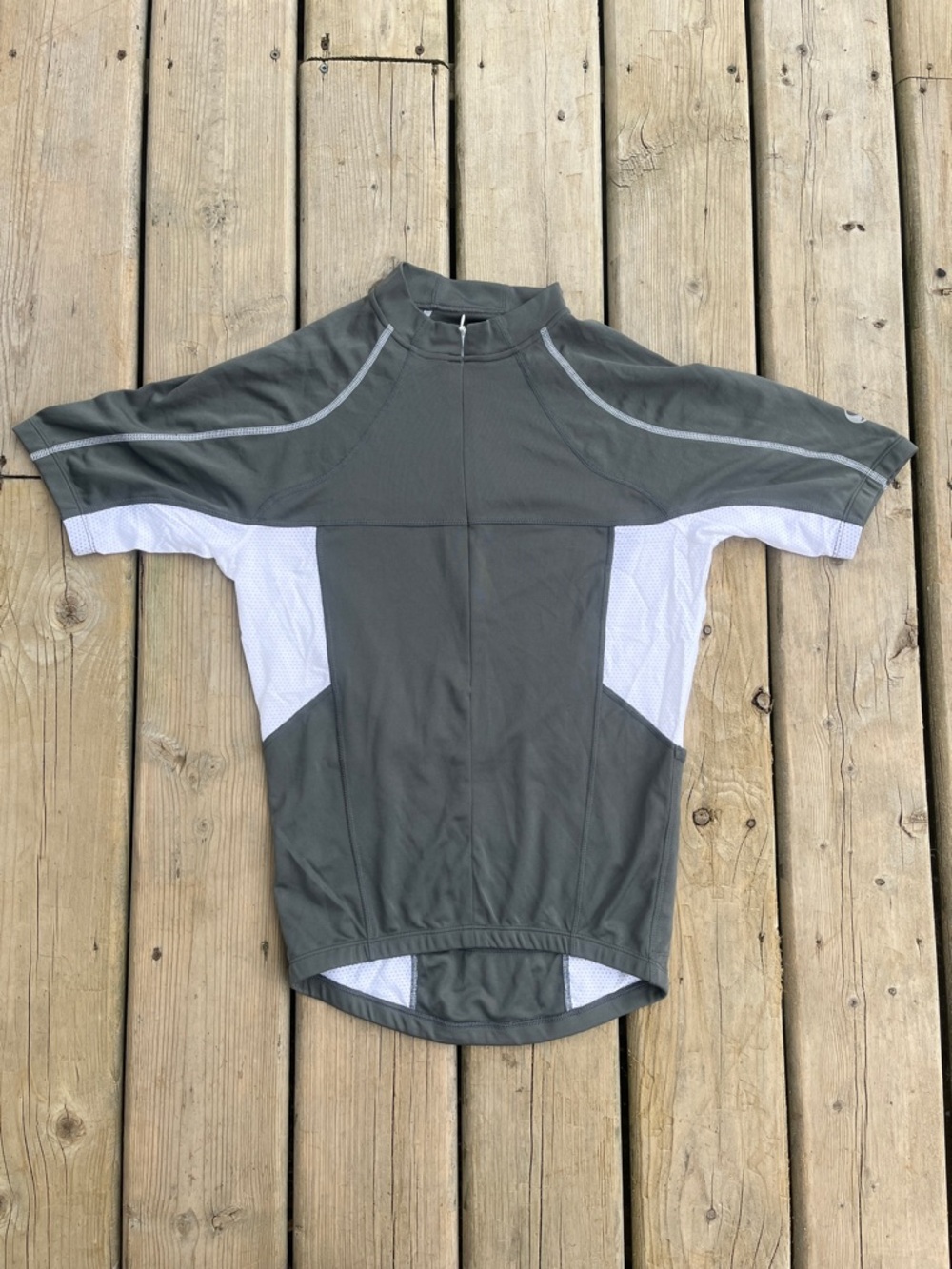 Lululemon Athletica cycling jersey Made in Canada Size Small